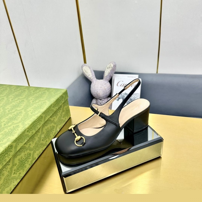 G*u*i high heels